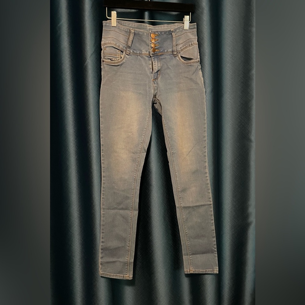 BAMBOO High Rise light wash Women's Jeans